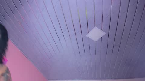 Kay online show from January 19, 9:34 pm