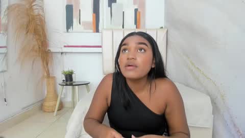 Kayna online show from February 9, 7:52 pm