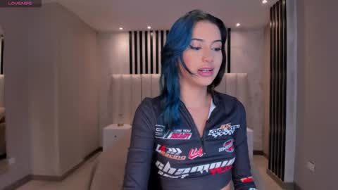 Kay online show from January 14, 3:23 am