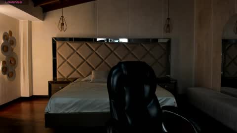 Kay online show from April 2, 3:26 am