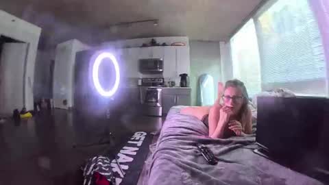 kaythepetiteblonde online show from April 3, 5:22 pm