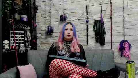 Miss Kazia online show from November 9, 3:32 pm