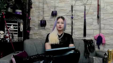 Miss Kazia online show from February 18, 1:56 am