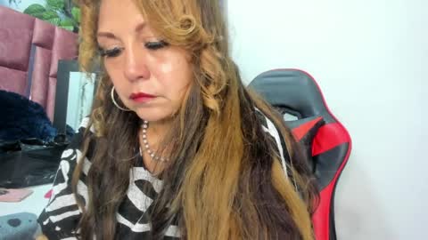 KAZSANDRAH online show from April 8, 4:34 am