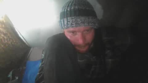 Snapshot of kdogluke chatting on December 5, 8:00 am kdogluke online show from December 5, 8:00 am