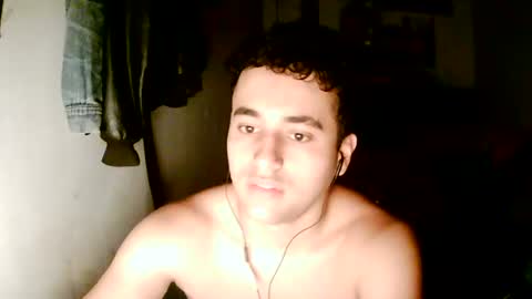 Snapshot of ke_vin_hot chatting on July 19, 4:11 pm ke_vin_hot online show from July 19, 4:11 pm