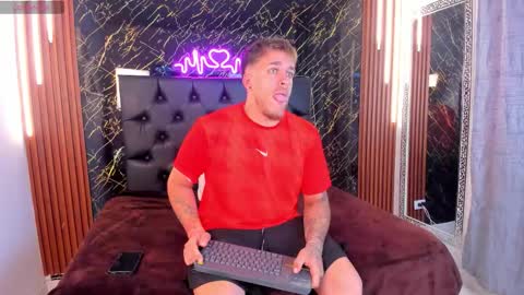 Snapshot of keane_lee chatting on September 16, 11:44 am Keane online show from September 16, 11:44 am