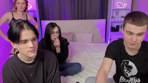 Seb Polly Roxy Jonny online show from January 27, 11:11 am