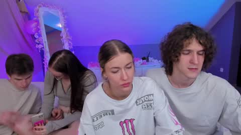 Seb Polly Roxy Jonny online show from February 1, 5:26 pm