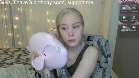 Seb Polly Roxy Jonny online show from February 2, 1:45 am