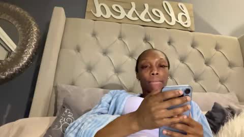 Keephimcum69me online show from October 19, 10:21 pm