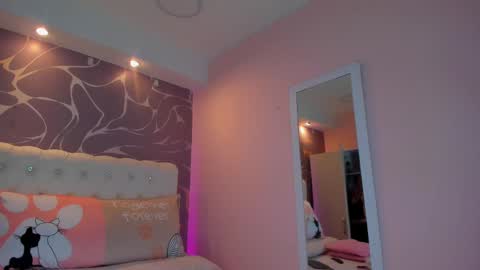 Snapshot of keilalovjack chatting on February 15, 2:15 am Keila online show from February 15, 2:15 am