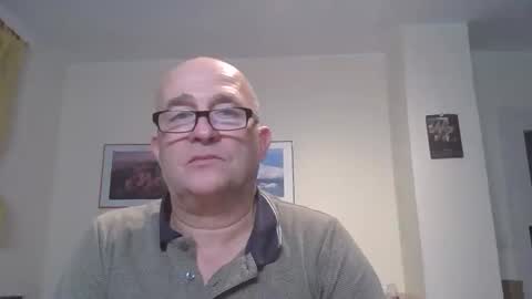 keilie1 online show from December 3, 1:24 am