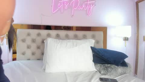 Keily online show from April 2, 11:19 am