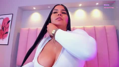 Keily Ross online show from February 22, 4:07 am