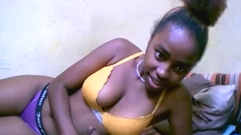 keisha759446 online show from November 15, 5:27 am