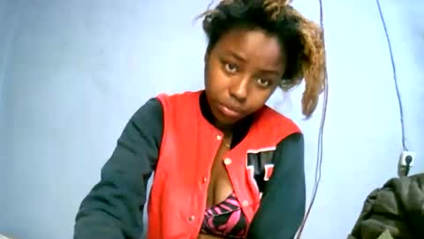 keisha759446 online show from February 8, 10:13 pm