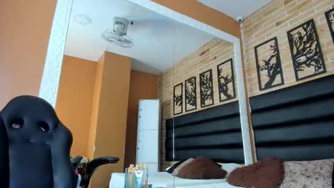 keisy_sanchez online show from January 14, 11:05 am