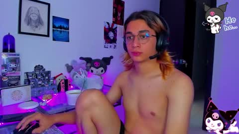 Keita moon online show from December 5, 5:09 pm