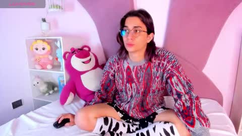 Keita moon online show from March 25, 12:11 pm