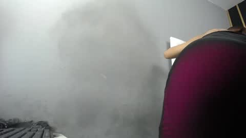 Snapshot of keizy_conte chatting on December 26, 4:04 pm K E I Z Y online show from December 26, 4:04 pm