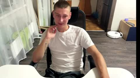 Snapshot of keksik__ chatting on July 14, 4:23 pm keksik__ online show from July 14, 4:23 pm
