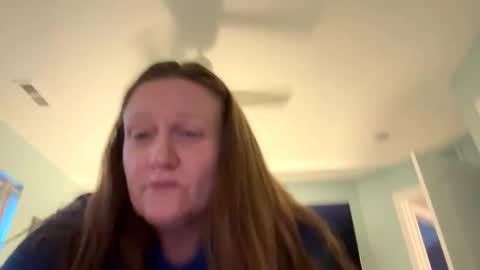 Snapshot of kellilyn10 chatting on March 27, 11:48 pm kellilyn10 online show from March 27, 11:48 pm