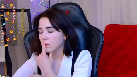 Kelly online show from December 15, 11:58 am