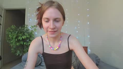 Snapshot of kelly_gerzikaaa chatting on February 21, 2:23 am kelly_gerzikaaa online show from February 21, 2:23 am