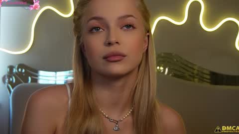 Kelly online show from September 10, 5:18 am