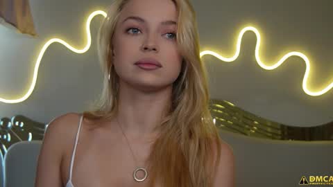 Kelly online show from October 4, 5:16 am