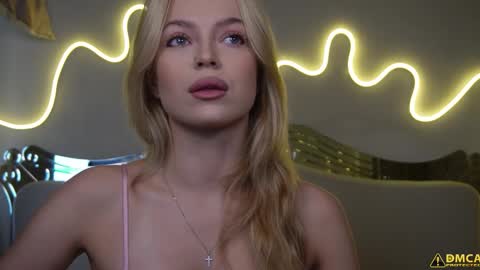 Kelly online show from October 6, 5:16 am