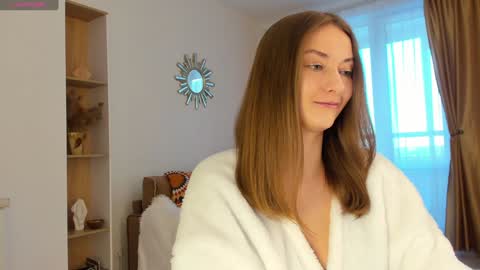 Kelly XO online show from January 18, 1:08 pm