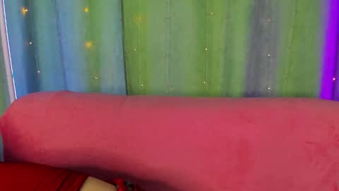 Kellyfiery online show from April 5, 8:22 am