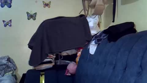 Snapshot of kellymine_ chatting on February 10, 8:24 pm kellymine_ online show from February 10, 8:24 pm