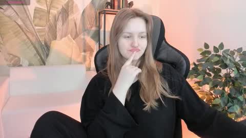 kelly online show from December 20, 9:16 am