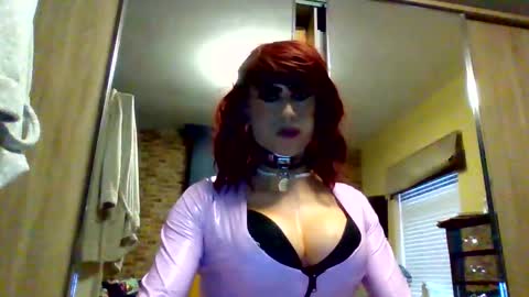 Snapshot of kellypvc1 chatting on October 14, 4:52 pm kellypvc1 online show from October 14, 4:52 pm