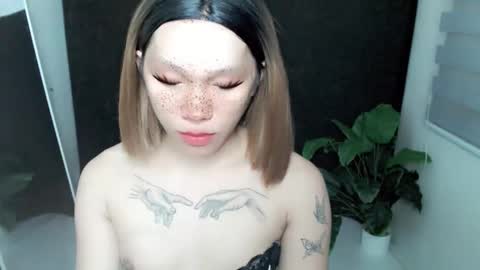 Kelly Smith online show from January 19, 8:29 am