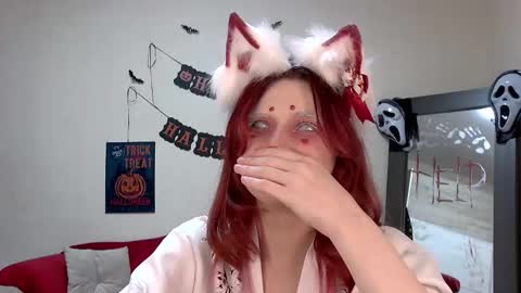 Kelly Stoneys online show from October 29, 6:09 pm