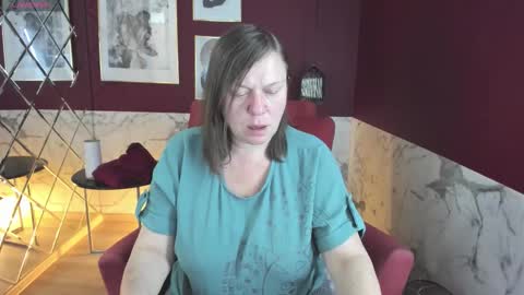 Kelly online show from September 24, 5:22 am