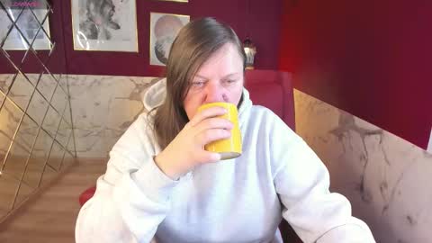 Snapshot of kellysuper chatting on February 2, 7:40 am Kelly online show from February 2, 7:40 am