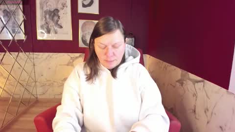 Snapshot of kellysuper chatting on February 7, 7:12 am Kelly online show from February 7, 7:12 am