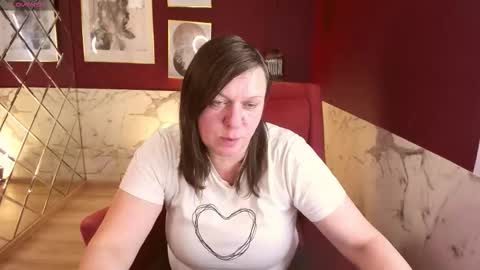 Snapshot of kellysuper chatting on February 23, 5:43 pm Kelly online show from February 23, 5:43 pm