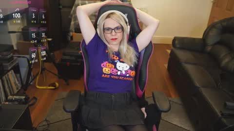 kelseycobalt online show from October 1, 8:59 pm