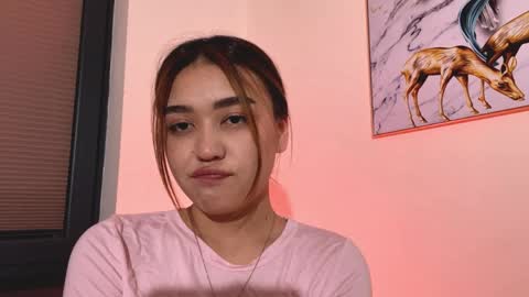 Snapshot of kelsiefeger chatting on April 16, 5:25 pm Luna online show from April 16, 5:25 pm