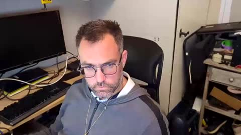 kelvin06133 online show from December 13, 5:54 pm