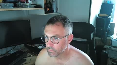 Snapshot of kelvin06133 chatting on June 28, 12:22 pm kelvin06133 online show from June 28, 12:22 pm