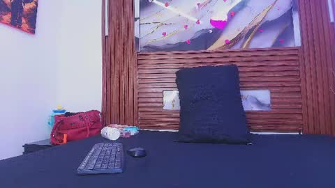 Snapshot of kemdall_lopez chatting on July 12, 7:16 pm kemdall lopez online show from July 12, 7:16 pm