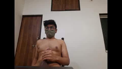 Snapshot of ken771 chatting on February 10, 7:07 pm ken771 online show from February 10, 7:07 pm