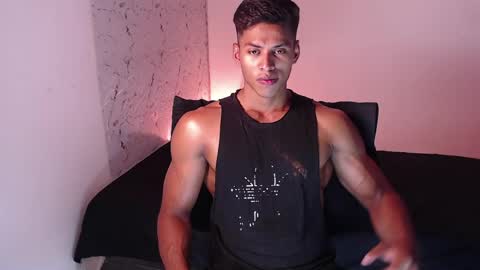 Snapshot of ken__owensx chatting on May 22, 6:13 pm ken__owensx online show from May 22, 6:13 pm